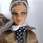 Sun-kissed Поппи Паркер