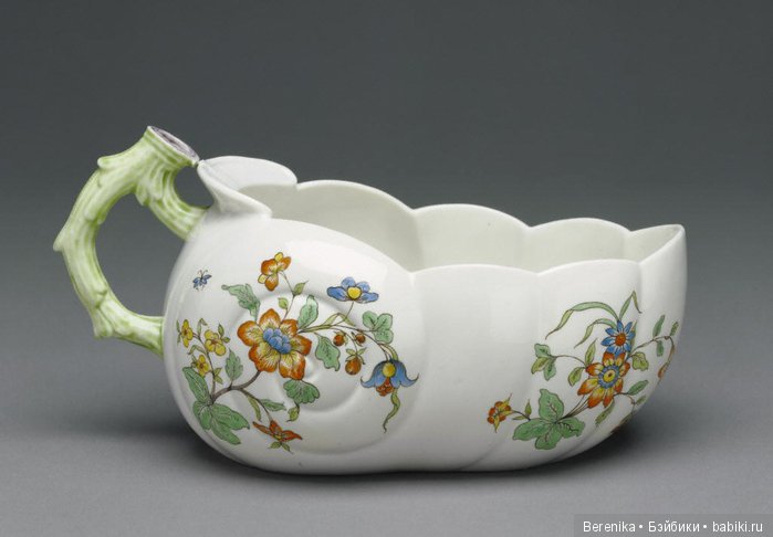 Портрет глаза, бурдалу и слезница. Необычные предметы из прошлого