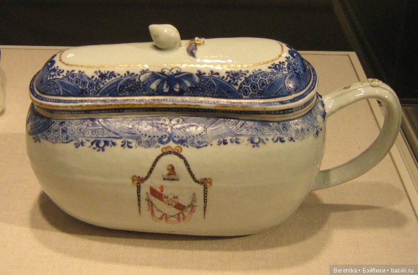 Портрет глаза, бурдалу и слезница. Необычные предметы из прошлого