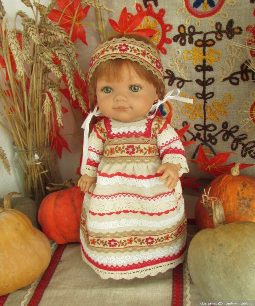 этот наряд готовился в 2026 году для конкурса национальной одежды.