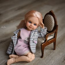 Розовласска Клё. Паола рейна