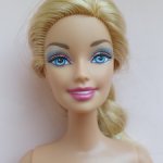 Barbie с ярким мейком