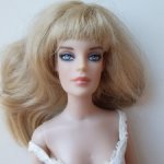 Паричковая Modern Revlon Wigged Basic Robert Tonner