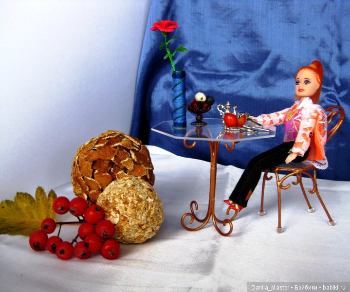 Пост знакомства. Уютная осенняя кафешка