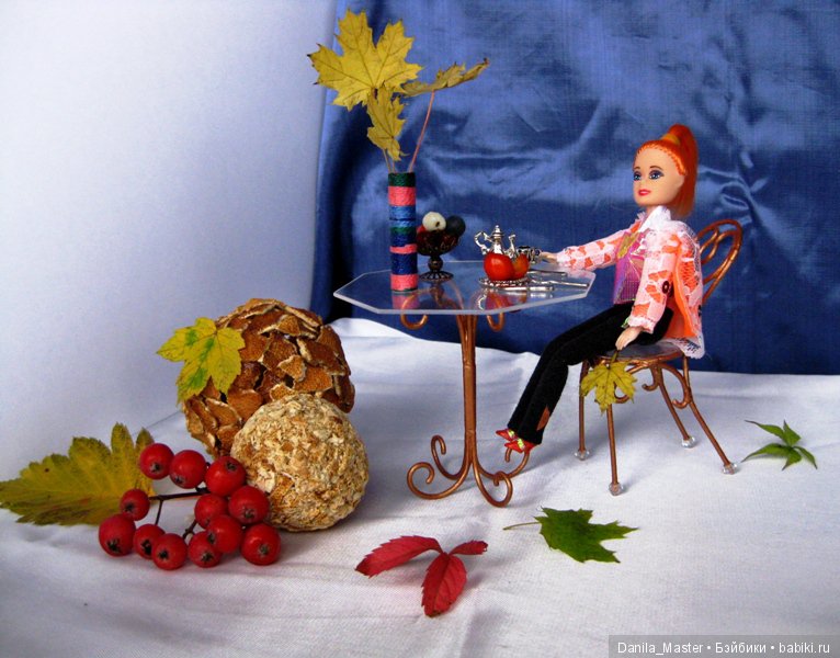 Пост знакомства. Уютная осенняя кафешка