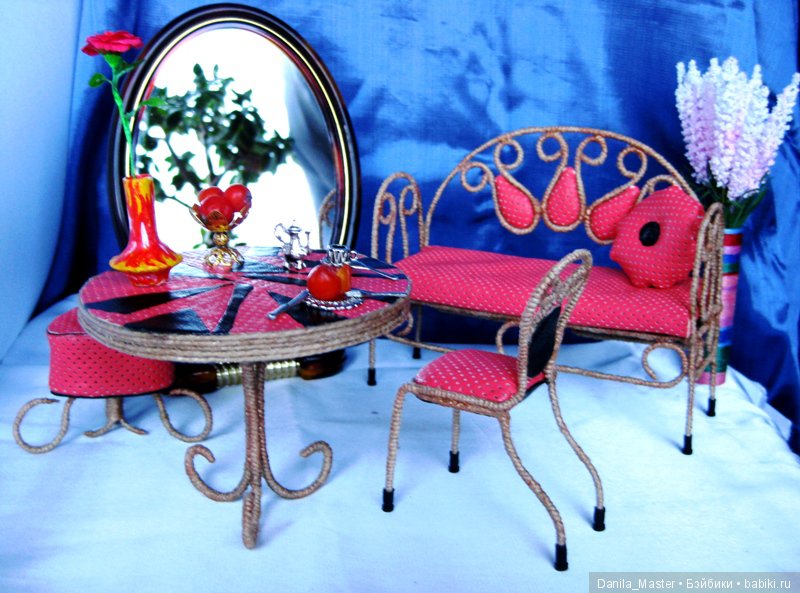 Коралловый гарнитур — Мебель для кукол и домиков: фото
