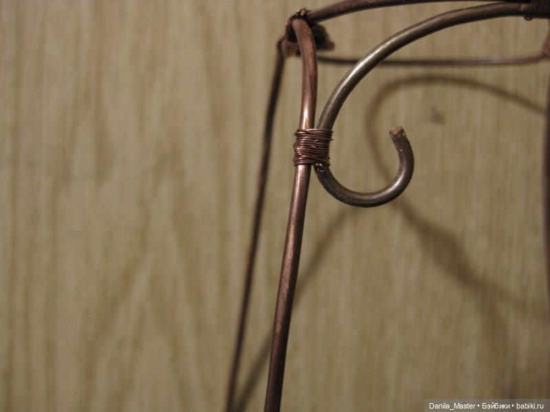 Стол и стулья из проволоки с фотографиями процесса. Часть 2. Стулья