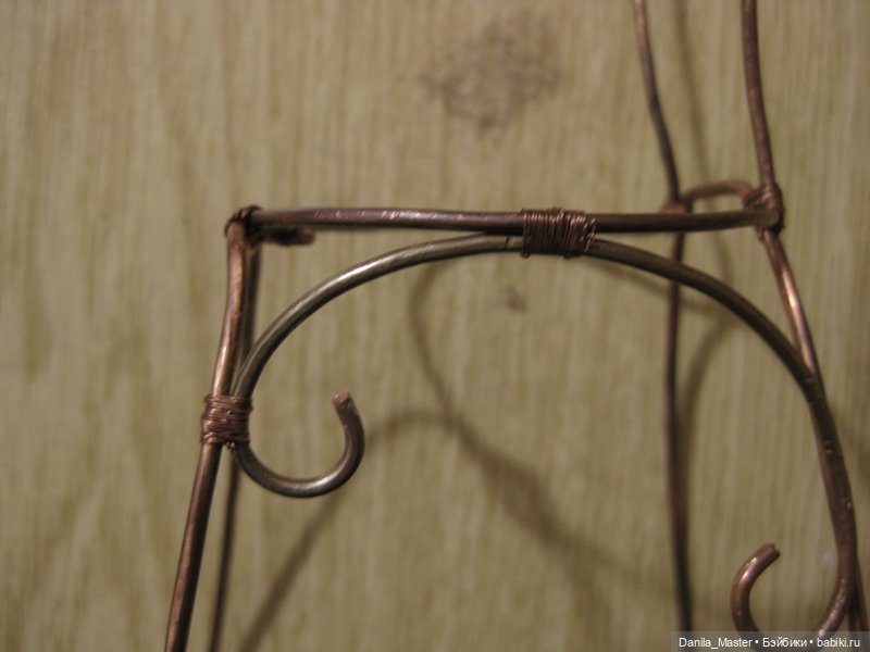 Стол и стулья из проволоки с фотографиями процесса. Часть 2. Стулья