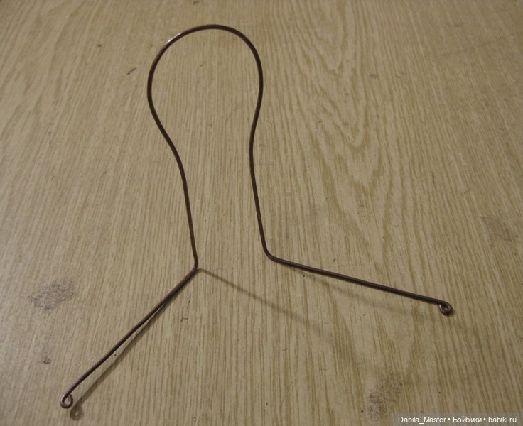 Стол и стулья из проволоки с фотографиями процесса. Часть 2. Стулья