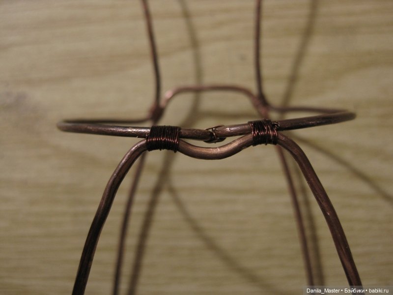 Стол и стулья из проволоки с фотографиями процесса. Часть 2. Стулья