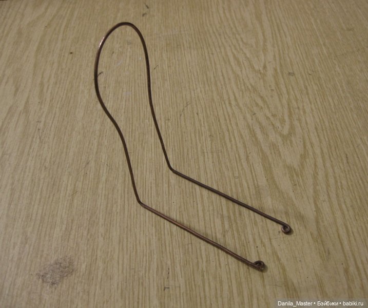 Стол и стулья из проволоки с фотографиями процесса. Часть 2. Стулья (фото 9)