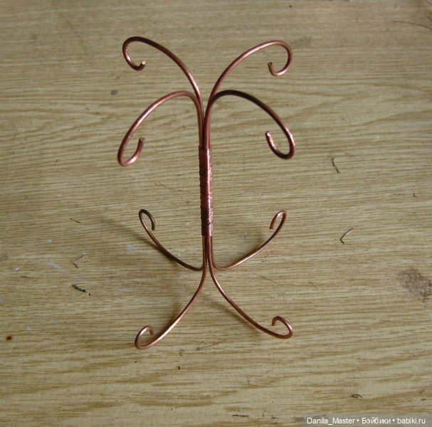 Стол и стулья из проволоки с фотографиями процесса. Часть1. Стол