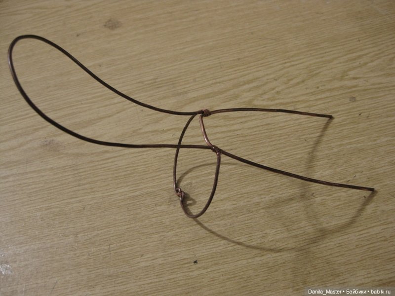 Стол и стулья из проволоки с фотографиями процесса. Часть 2. Стулья