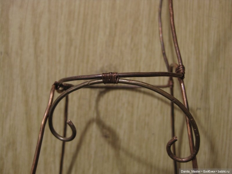 Стол и стулья из проволоки с фотографиями процесса. Часть 2. Стулья