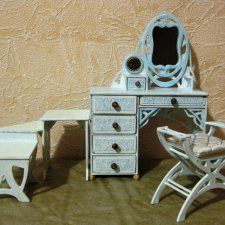 Туалетный столик и стул. Процесс с фотографиями