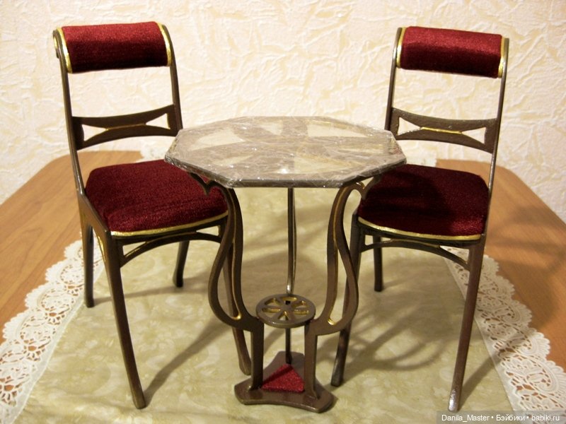 Знакомые стульчики — Мебель для кукол и домиков: фото