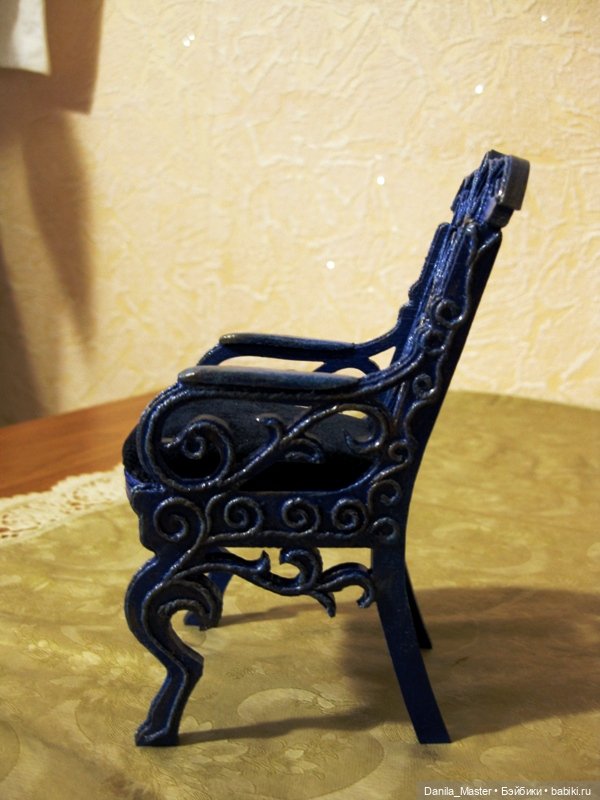 Знакомые стульчики — Мебель для кукол и домиков: фото