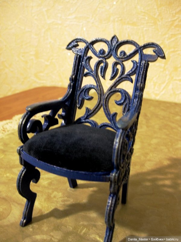 Знакомые стульчики — Мебель для кукол и домиков: фото