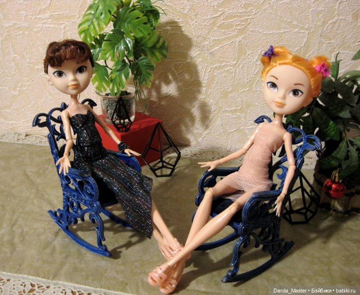 Знакомые стульчики — Мебель для кукол и домиков: фото (фото 10)