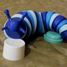 Кольчатый псевдослизень игрушка антистресс