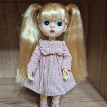 Новая девочка Sevrwell