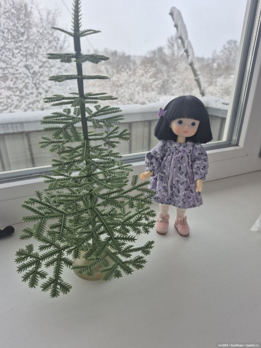 Наряжаем елку и наряжаемся сами