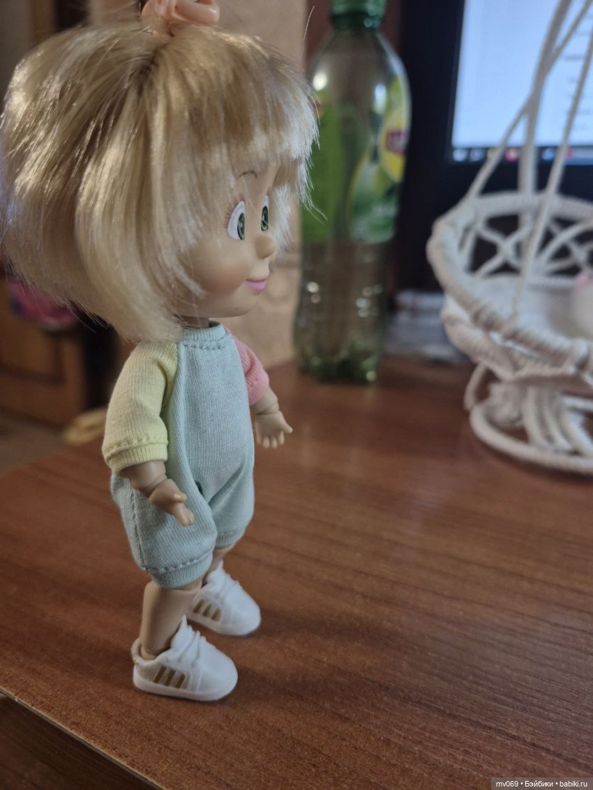 Маша осваивается — Куклы Маша и Медведь (Simba): Маша в кармашке (фото 9)