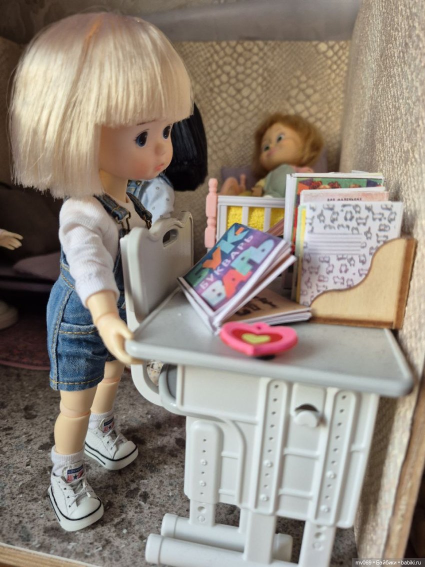 Чем заняться Диночке — Азиатские виниловые куклы (разное): Китай