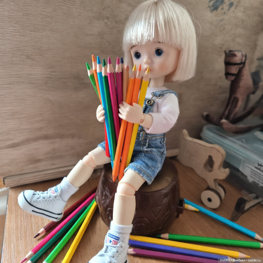 16 марта - День цветных карандашей