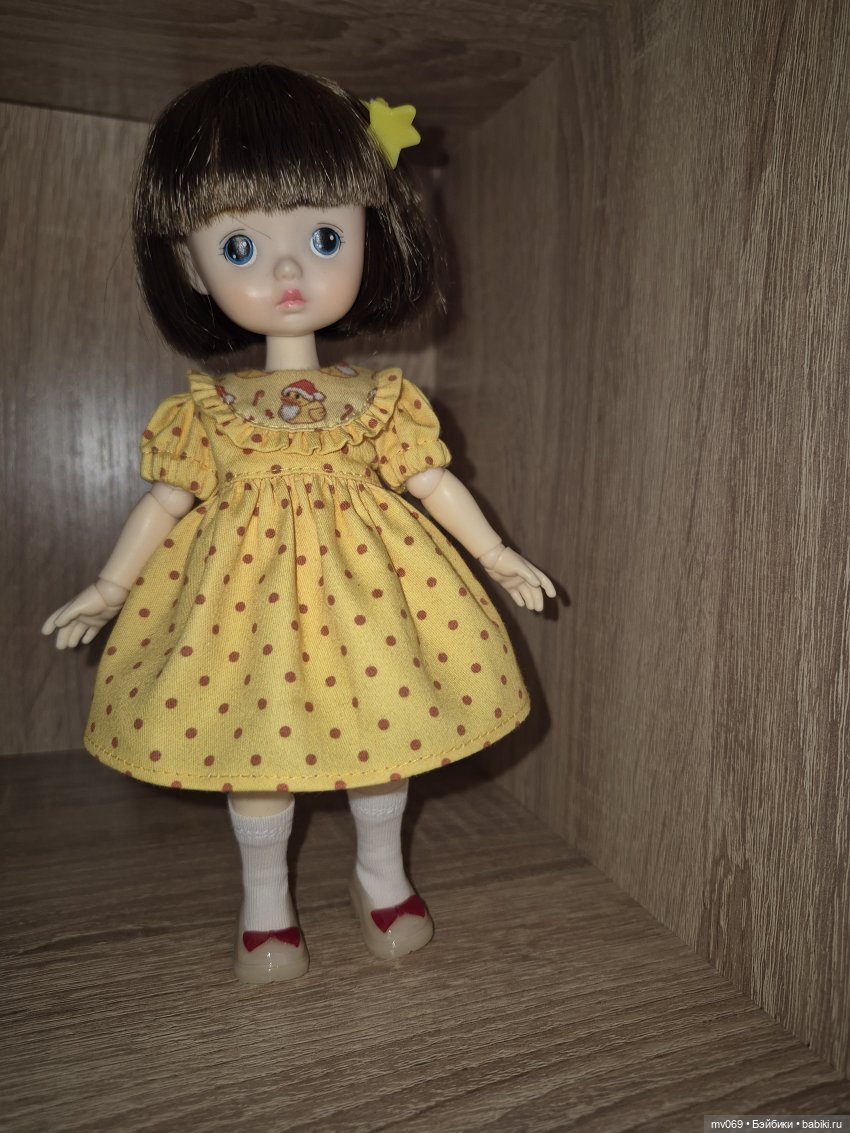 Примерка обновок | Бэйбики Примерка обновок — Азиатские виниловые куклы (разное): Китай (фото 6)