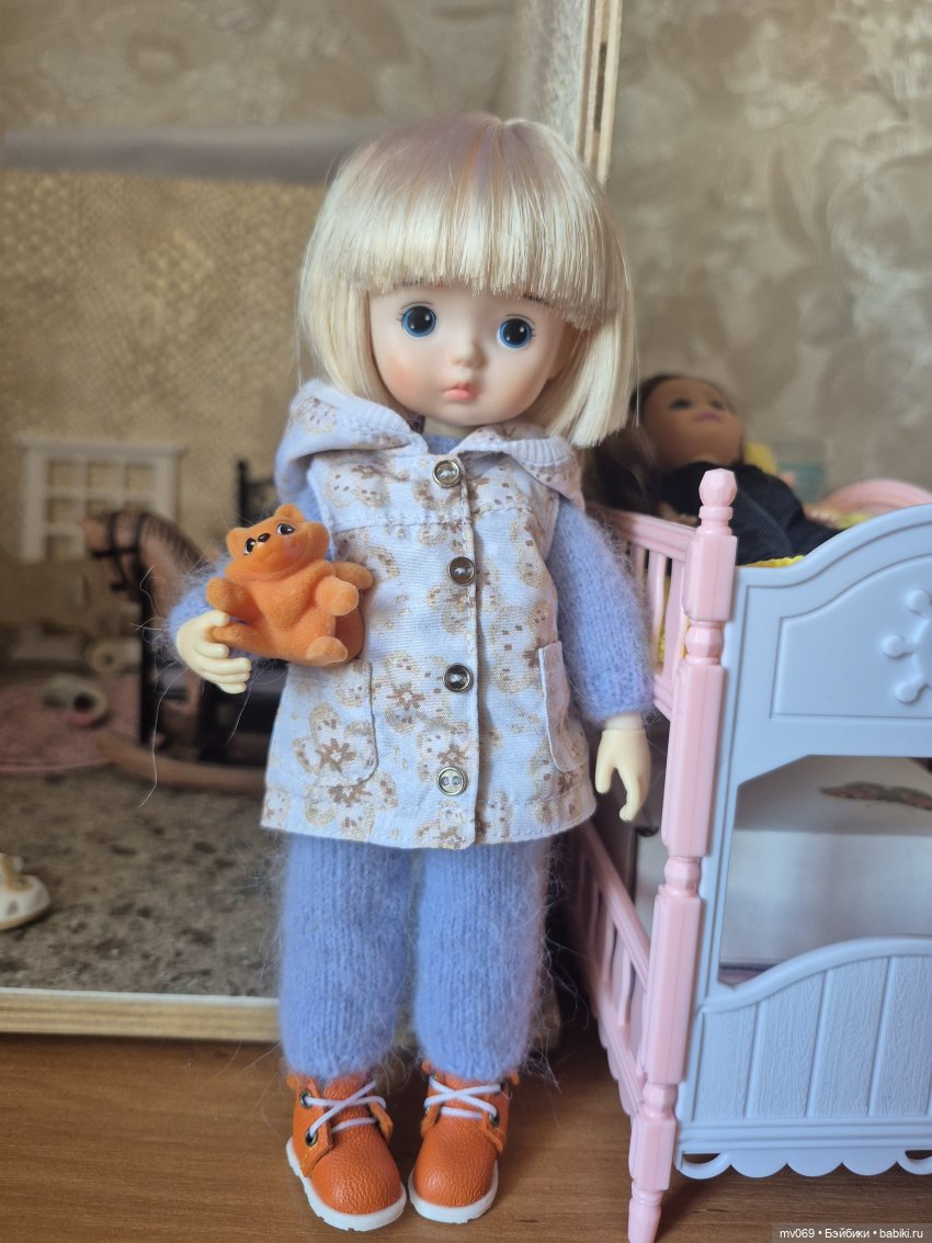 Новая жилеточка — Азиатские виниловые куклы (разное): Китай