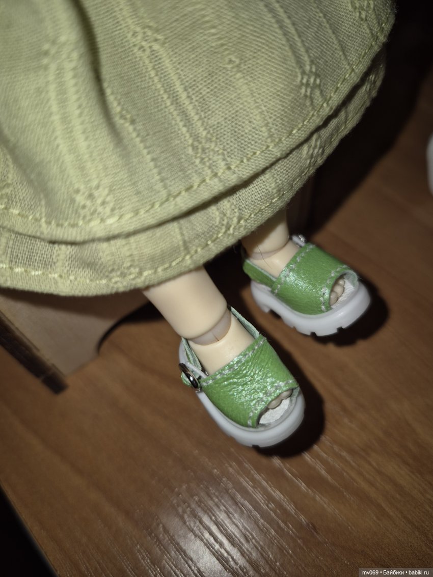 Обувные обновки | Бэйбики Обувные обновки — Азиатские виниловые куклы (разное): Китай (фото 4)