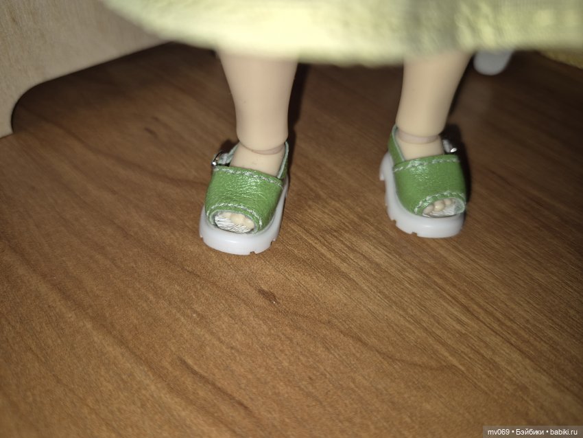 Обувные обновки | Бэйбики Обувные обновки — Азиатские виниловые куклы (разное): Китай (фото 5)