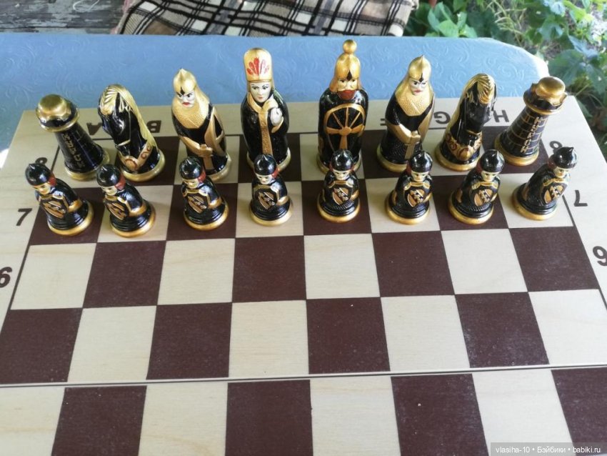 Сувенирные шахматы — Культура