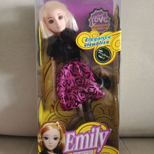 Странненькая девушка