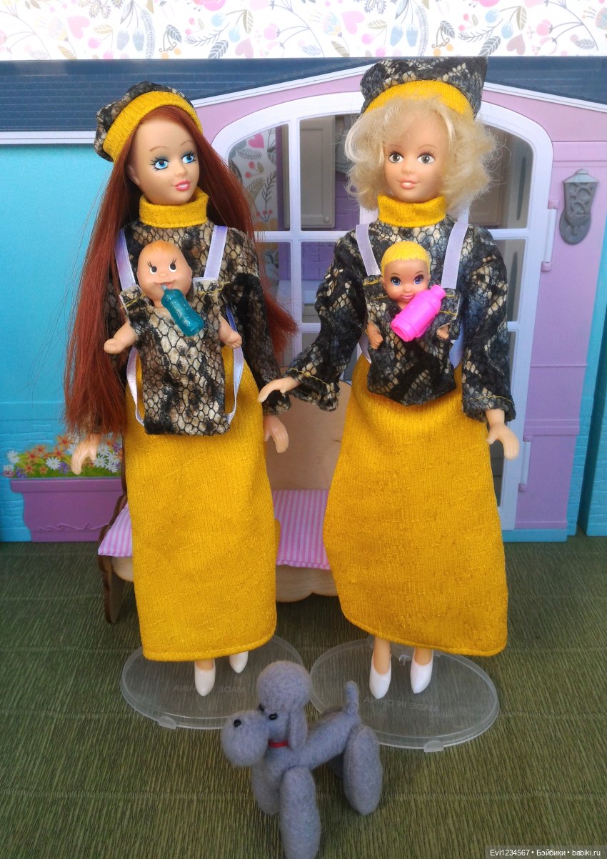 В оригинальных аутфитах