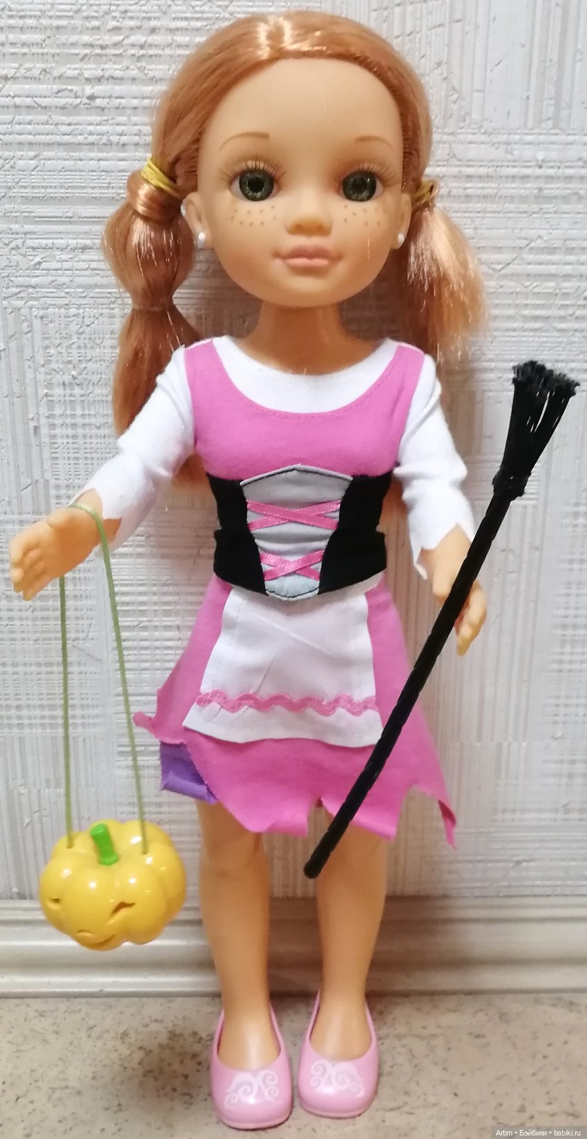 Нэнси Фамоса, Золушка + 2 маскарадных костюма (фото 3)