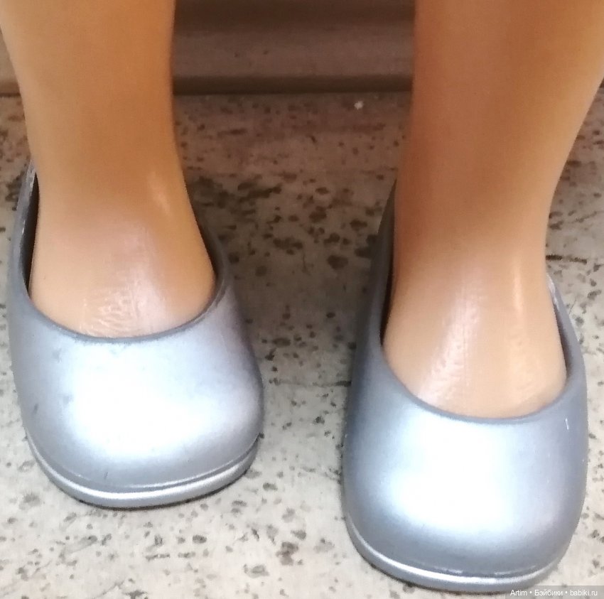 Нэнси Фамоса, Золушка + 2 маскарадных костюма