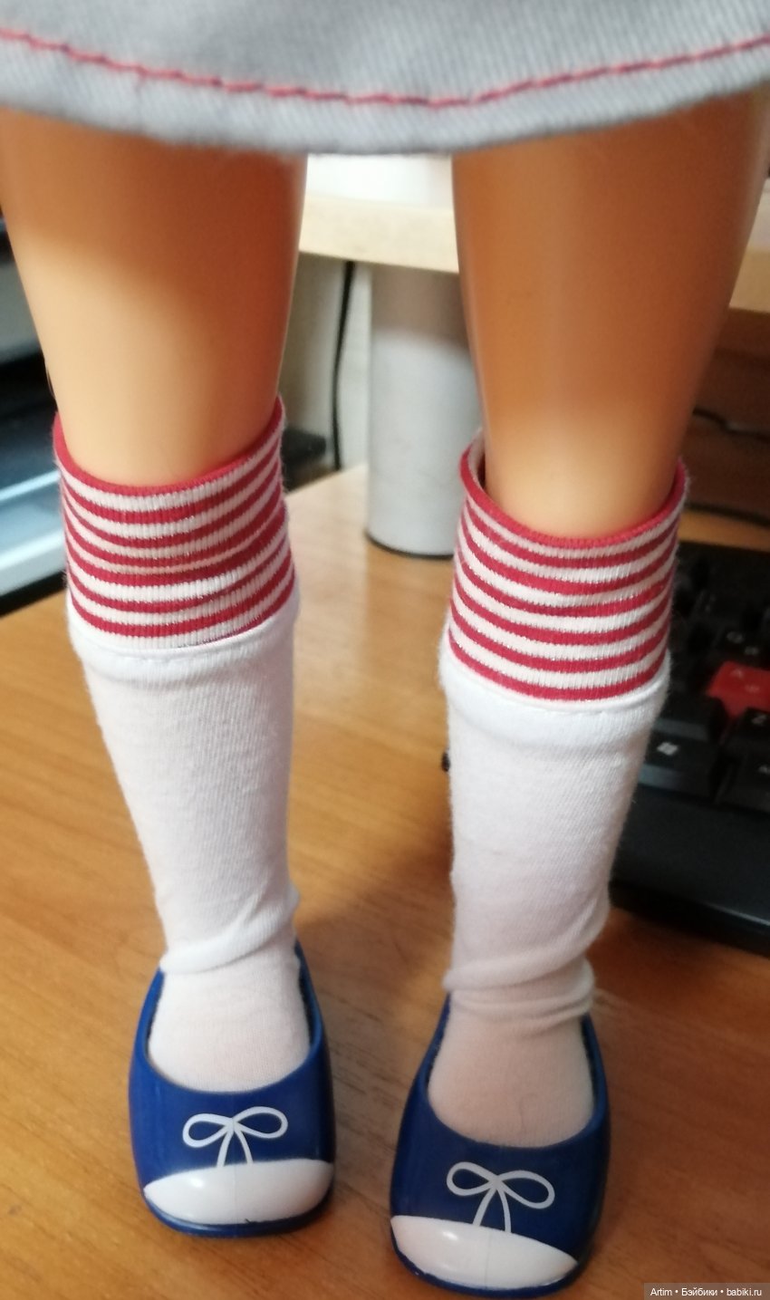 Нэнси Фамоса, в колледже — Куклы Nancy Famosa (Ненси Фамоза): коллекционные перевыпуски (фото 8)