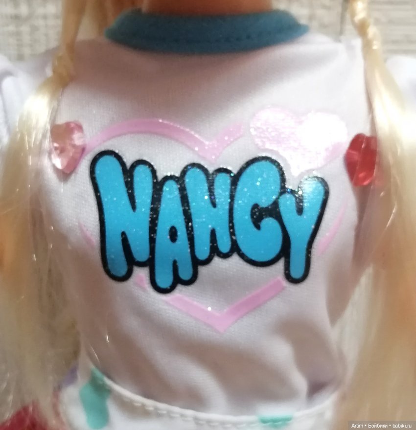 Нэнси Фамоса, Игровая площадка (фото 3)