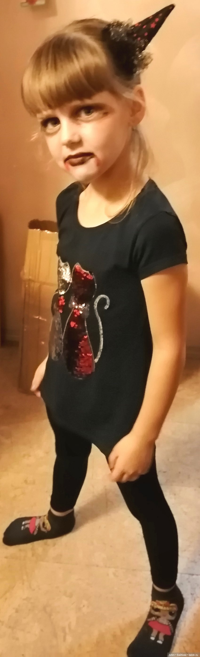 Нэнси Фамоса, Хэллоуин, День всех святых