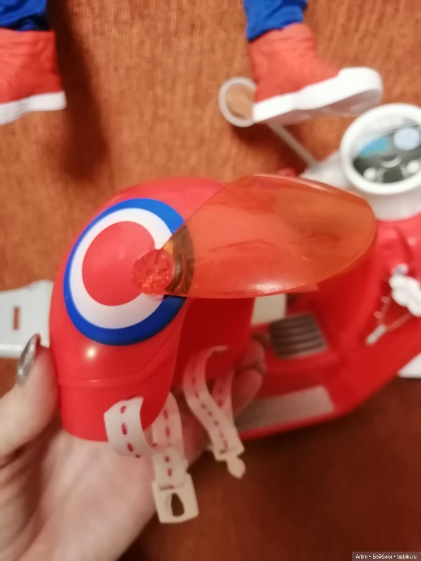 Нэнси Фамоса, Игровой набор путешествие куклы Нэнси на мотоцикле в Лондон (фото 10)