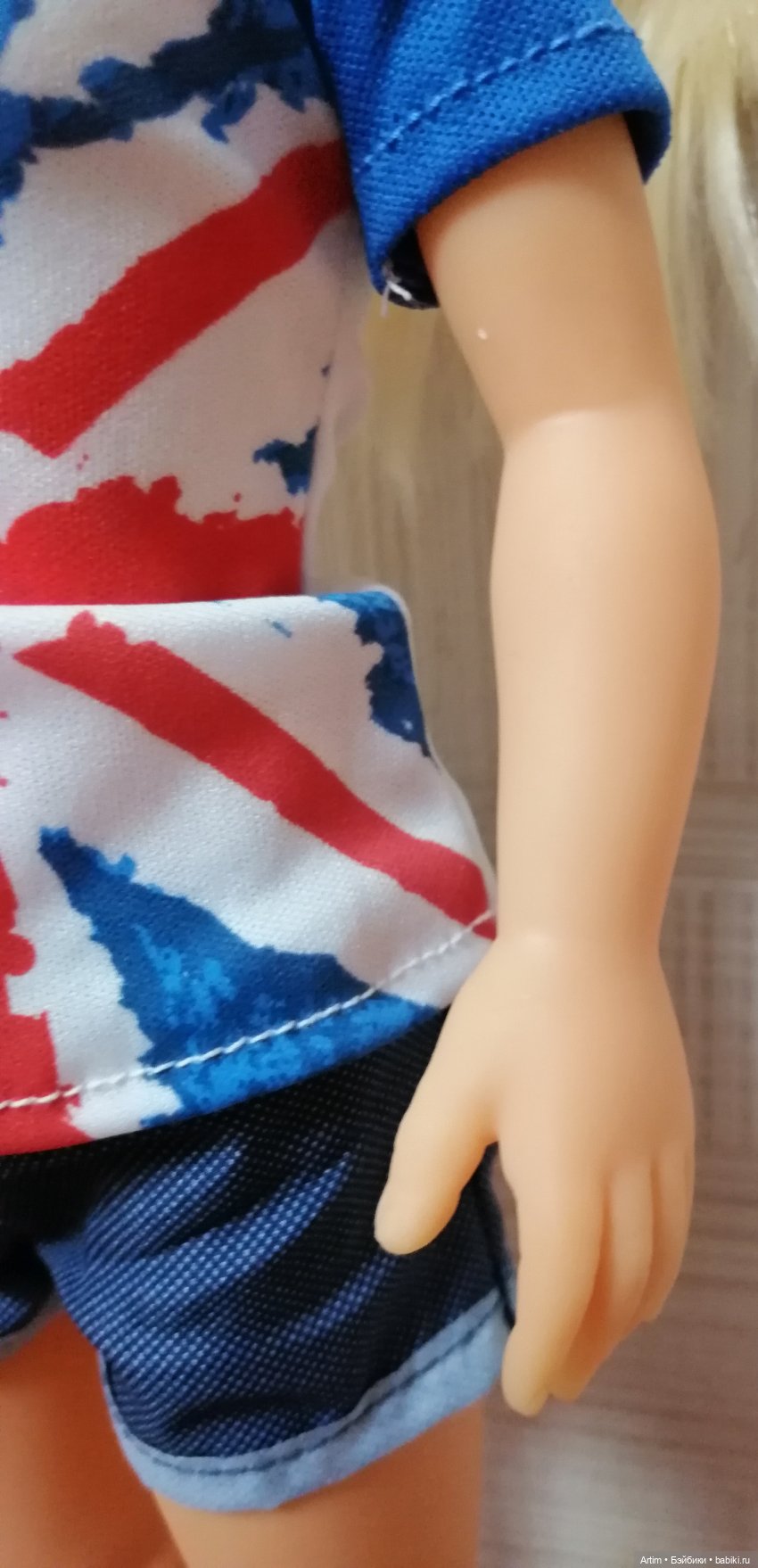 Нэнси Фамоса, Игровой набор путешествие куклы Нэнси на мотоцикле в Лондон