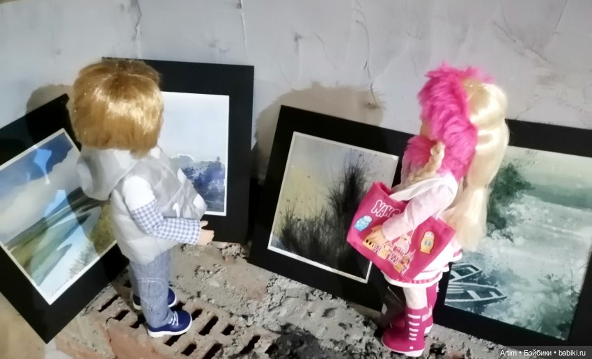 Нэнси и Лукас, Фамоса, Художественная выставка (фото 3)