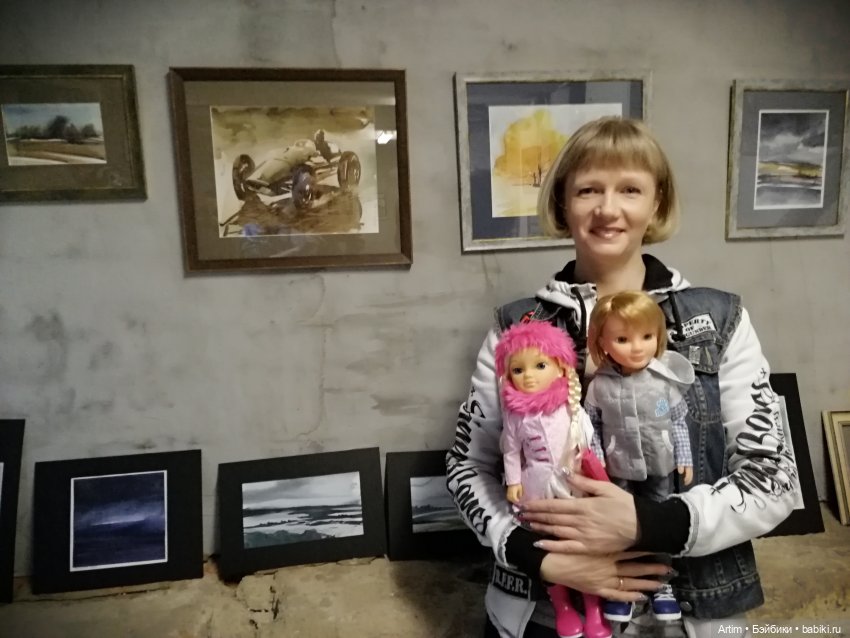 Нэнси и Лукас, Фамоса, Художественная выставка (фото 7)