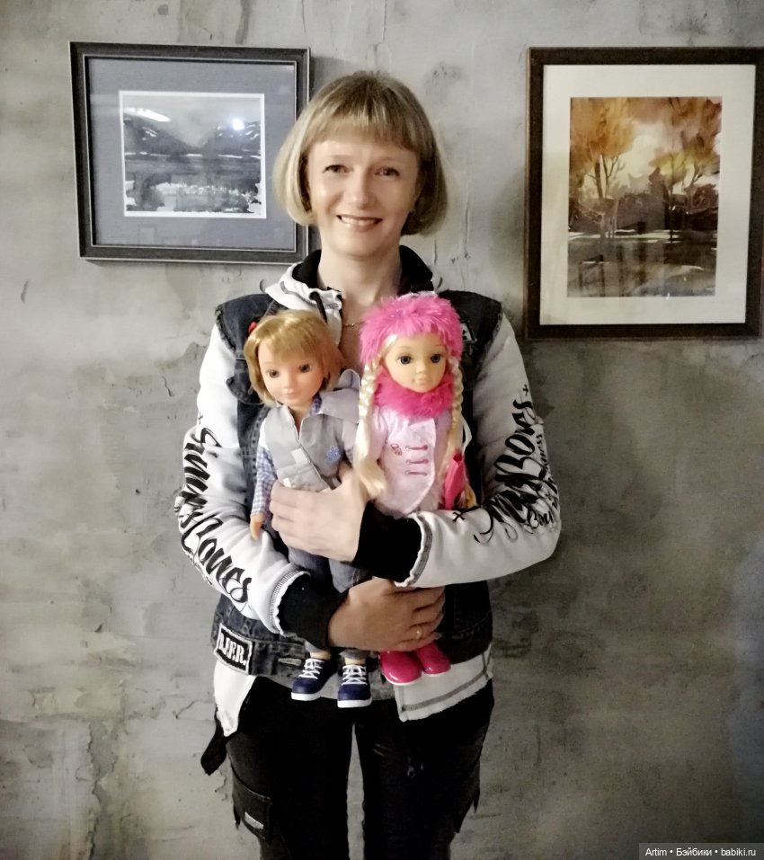 Нэнси и Лукас, Фамоса, Художественная выставка (фото 9)