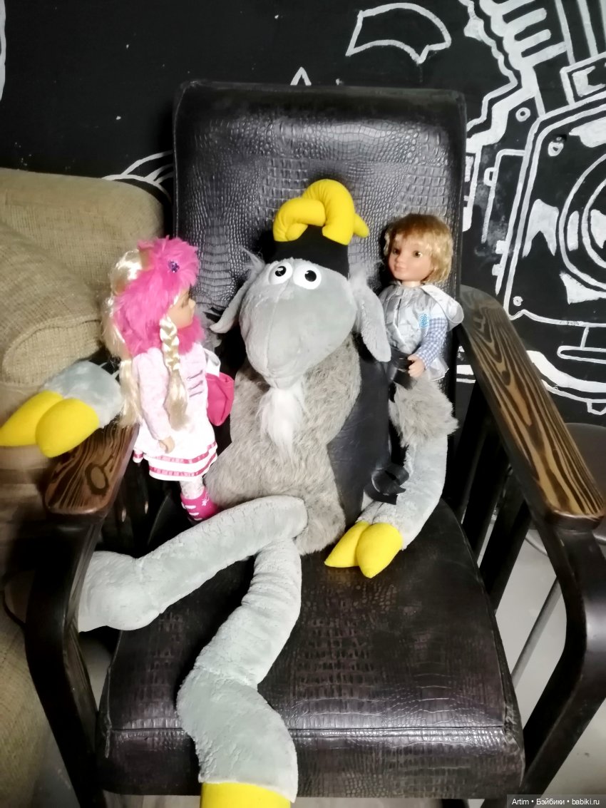 Нэнси и Лукас, Фамоса, Художественная выставка (фото 10)