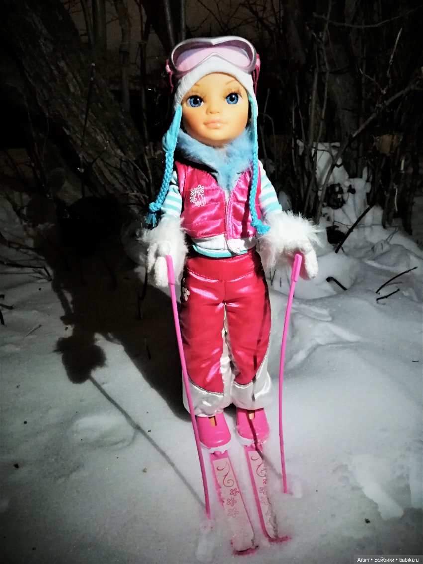 Нэнси Фамоса, Лыжница, Зимняя красавица