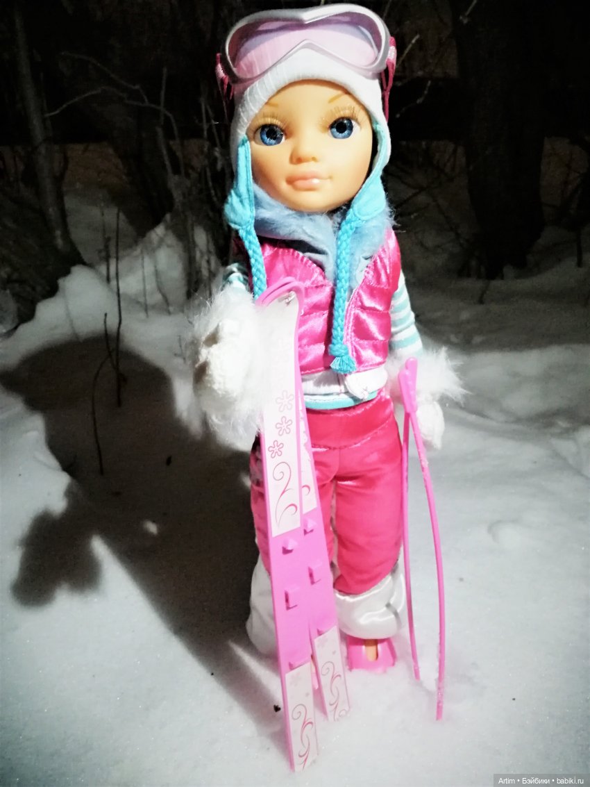 Нэнси Фамоса, Лыжница, Зимняя красавица (фото 5)