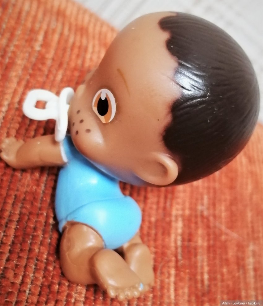 Нэнси Фамоса, Любимый малыш